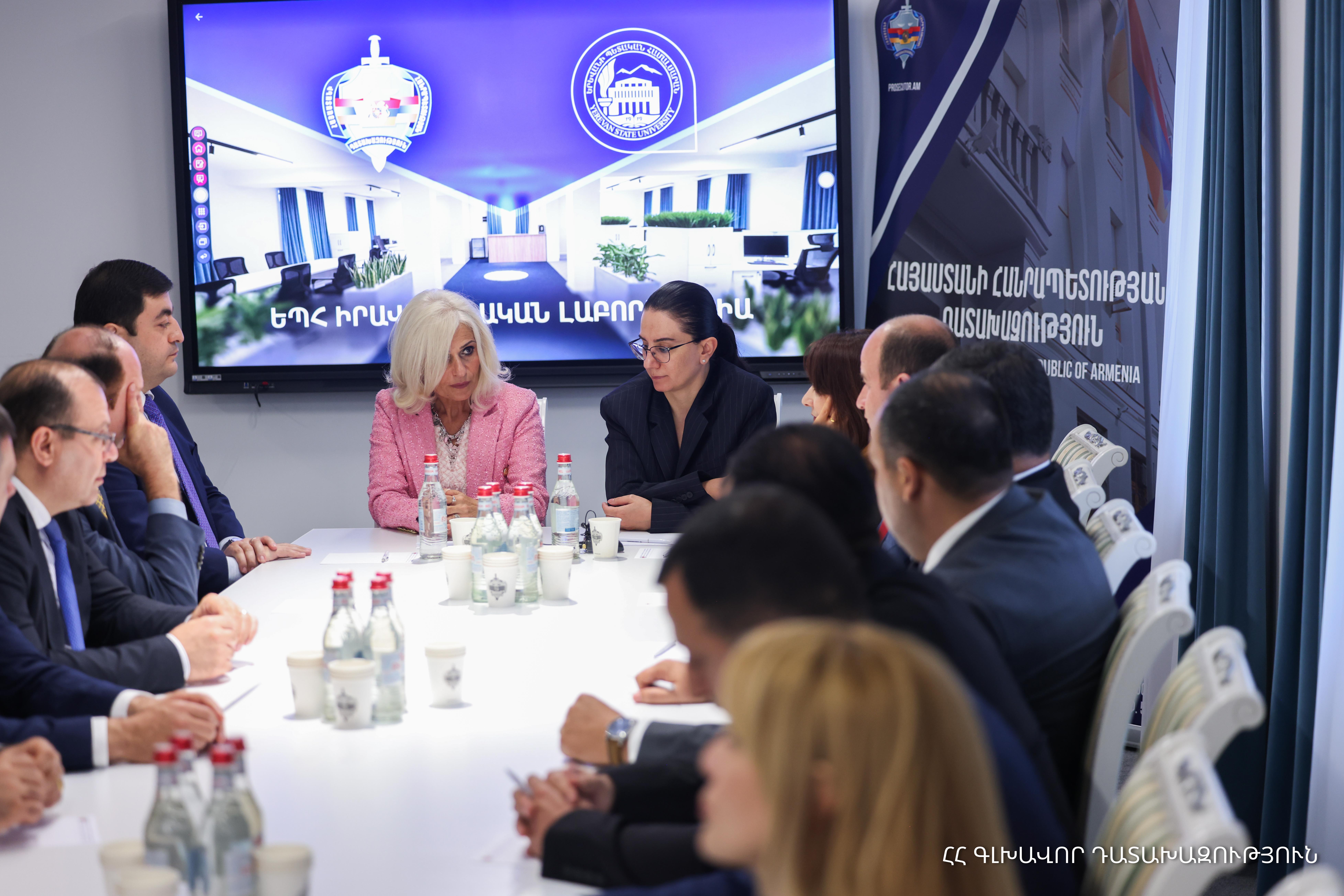 Դատախազների հյուրը ԱՄՆ Կալիֆոռնիա նահանգի Գերագույն դատարանի դատավորն էր
